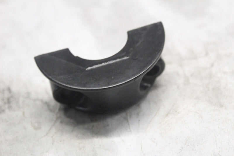 Handlebar Control Half Clamp 45044-96 2005 HD SOFTAIL DELUXE FLSTNI