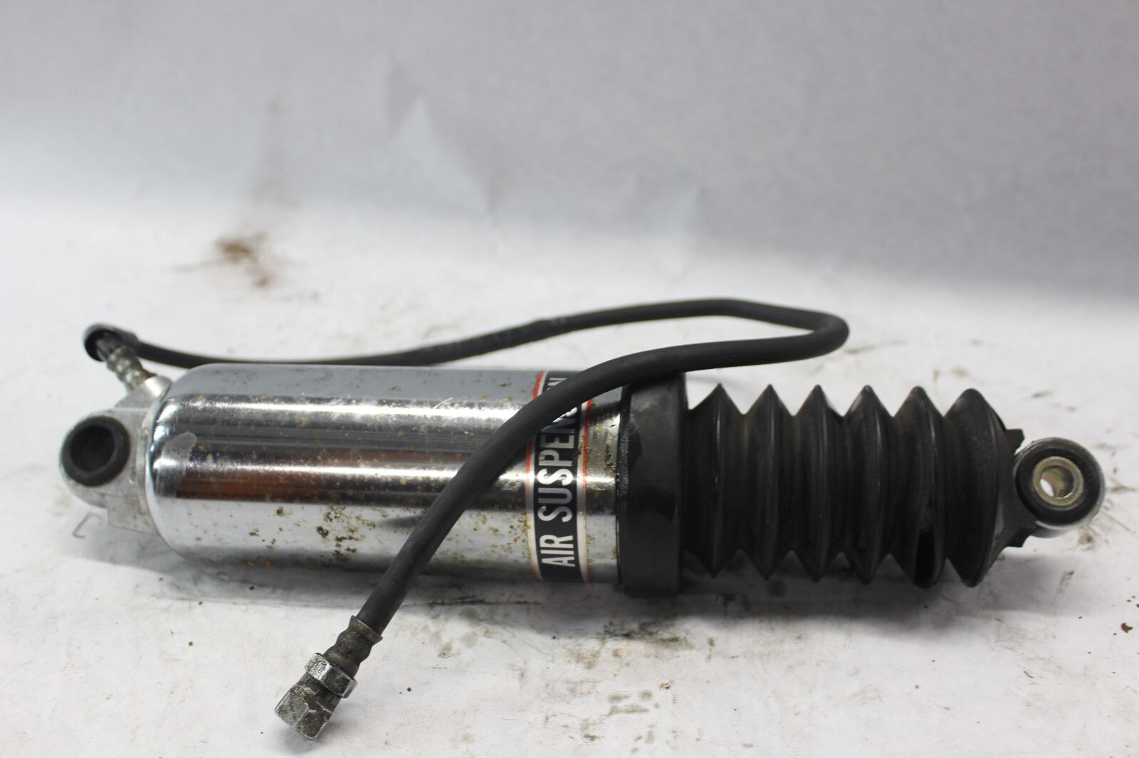REAR SHOCK ABSORBER 13" 52400-463-742 1982 HONDA GOLDWING GL1100A