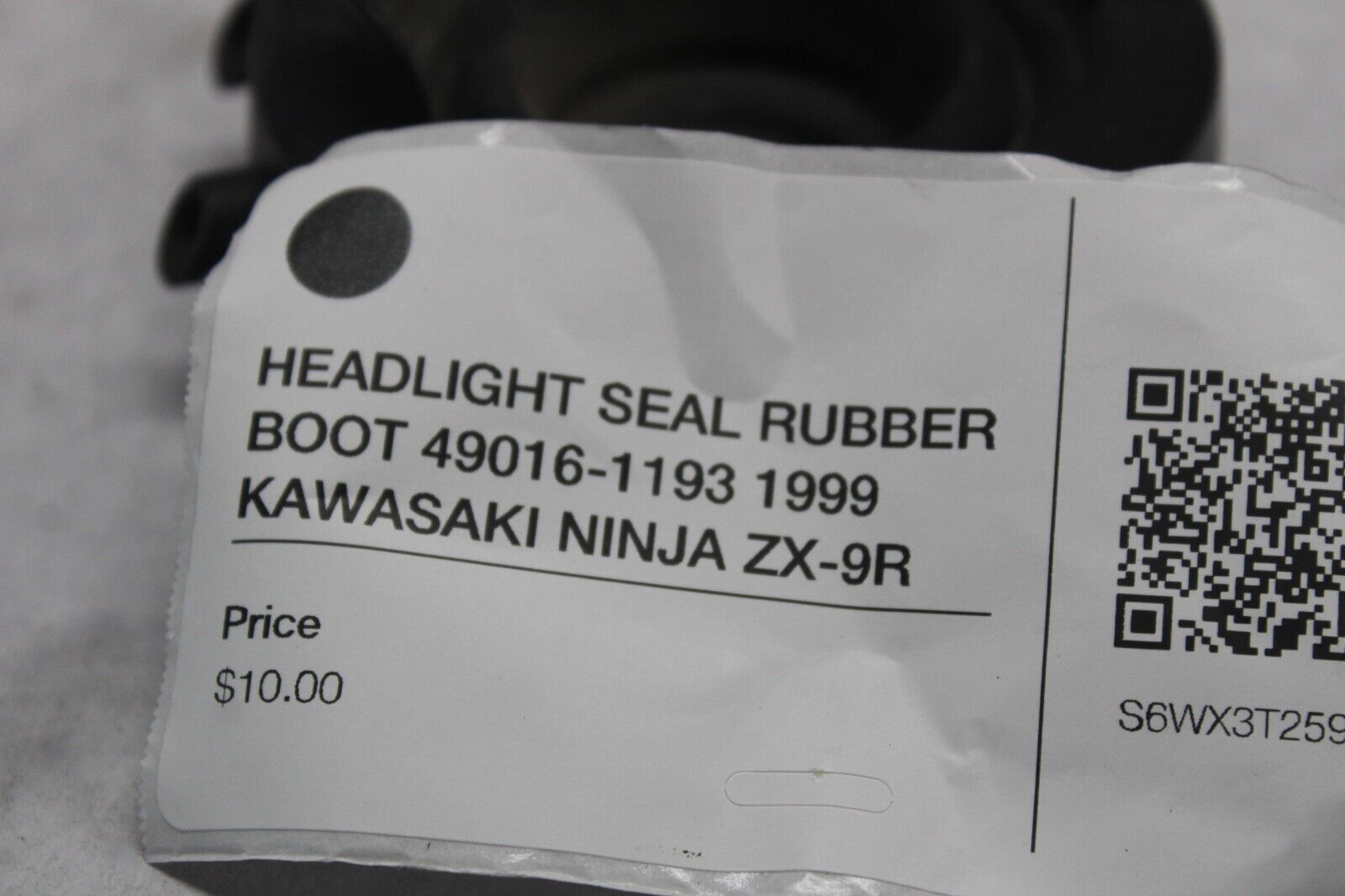 HEADLIGHT SEAL RUBBER BOOT 49016-1193 1999 KAWASAKI NINJA ZX-9R
