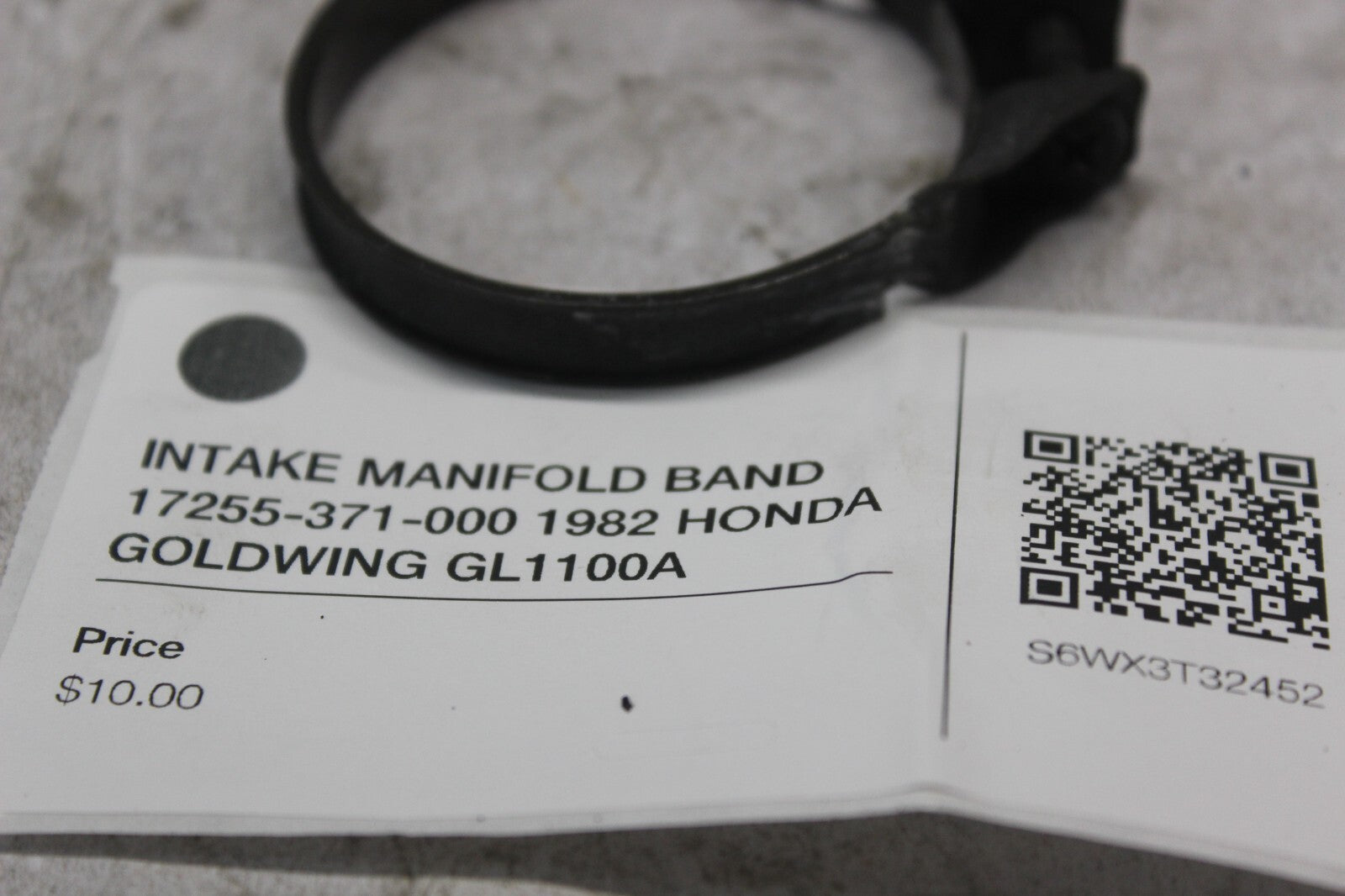 INTAKE MANIFOLD BAND 17255-371-000 1982 HONDA GOLDWING GL1100A