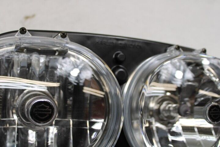 OEM Harley Davidson Dual Headlamp Headlight 2013 Roadglide 67775-10