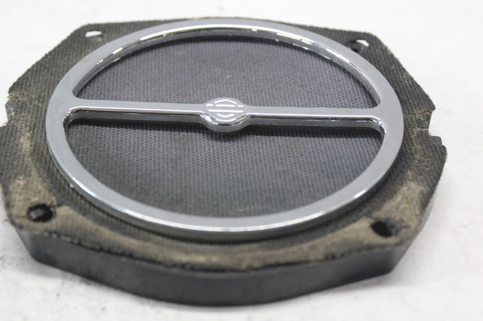 Streetglide Speaker Mount Grill 77046-96 2008 H-D ELECTRAGLIDE FLHT