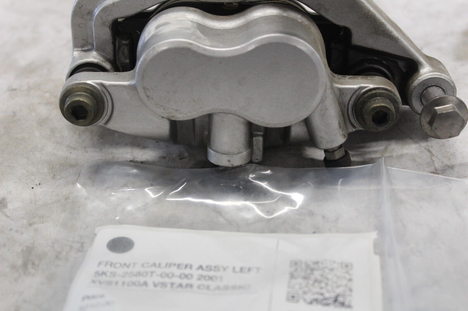 FRONT CALIPER ASSY LEFT 5KS-2580T-00-00 2001 XVS1100A VSTAR CLASSIC