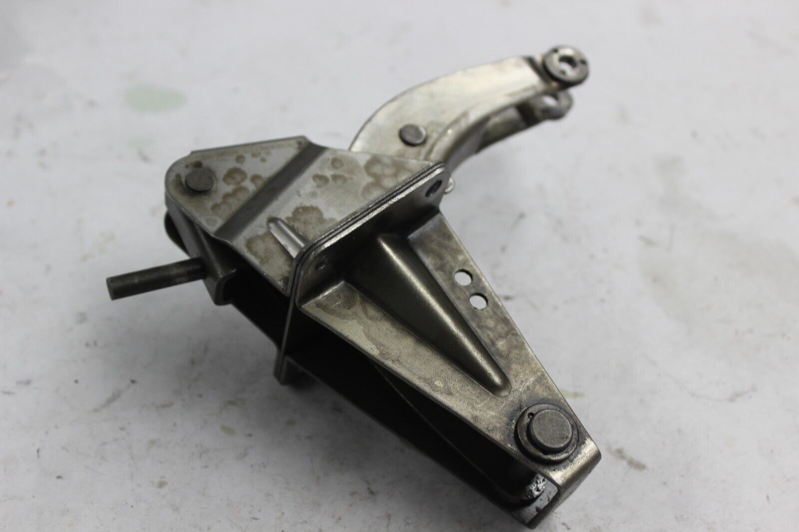 TENSIONER BRACKET ASSY 14510-MB4-010 1986 V65 MAGNA VF1100C