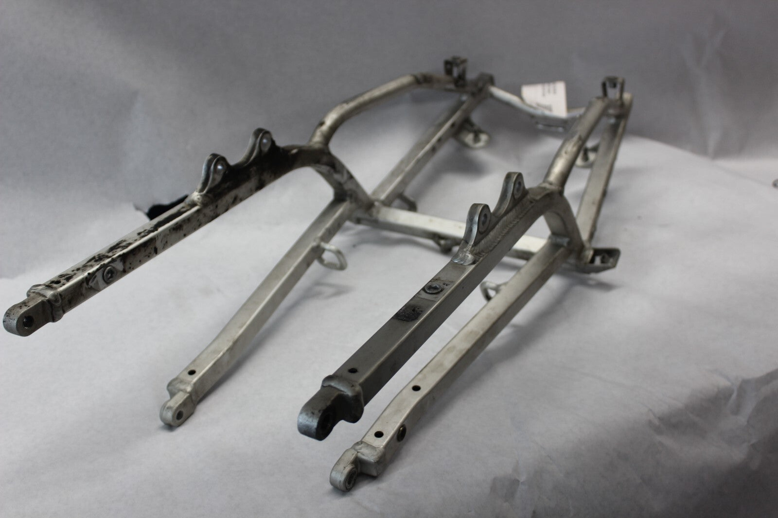 SEAT RAIL SILVER 41200-35F20 2002 SUZUKI GSX-R1000