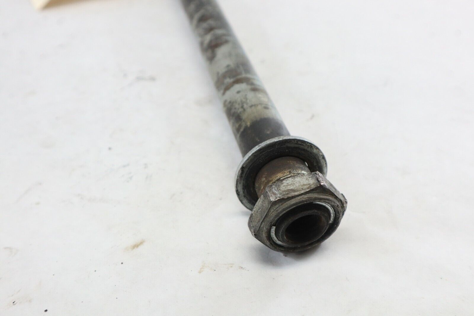 OEM Suzuki Swingarm Pivot Axle Shaft 2003 GSX-R600 GSXR600 61211-33E00