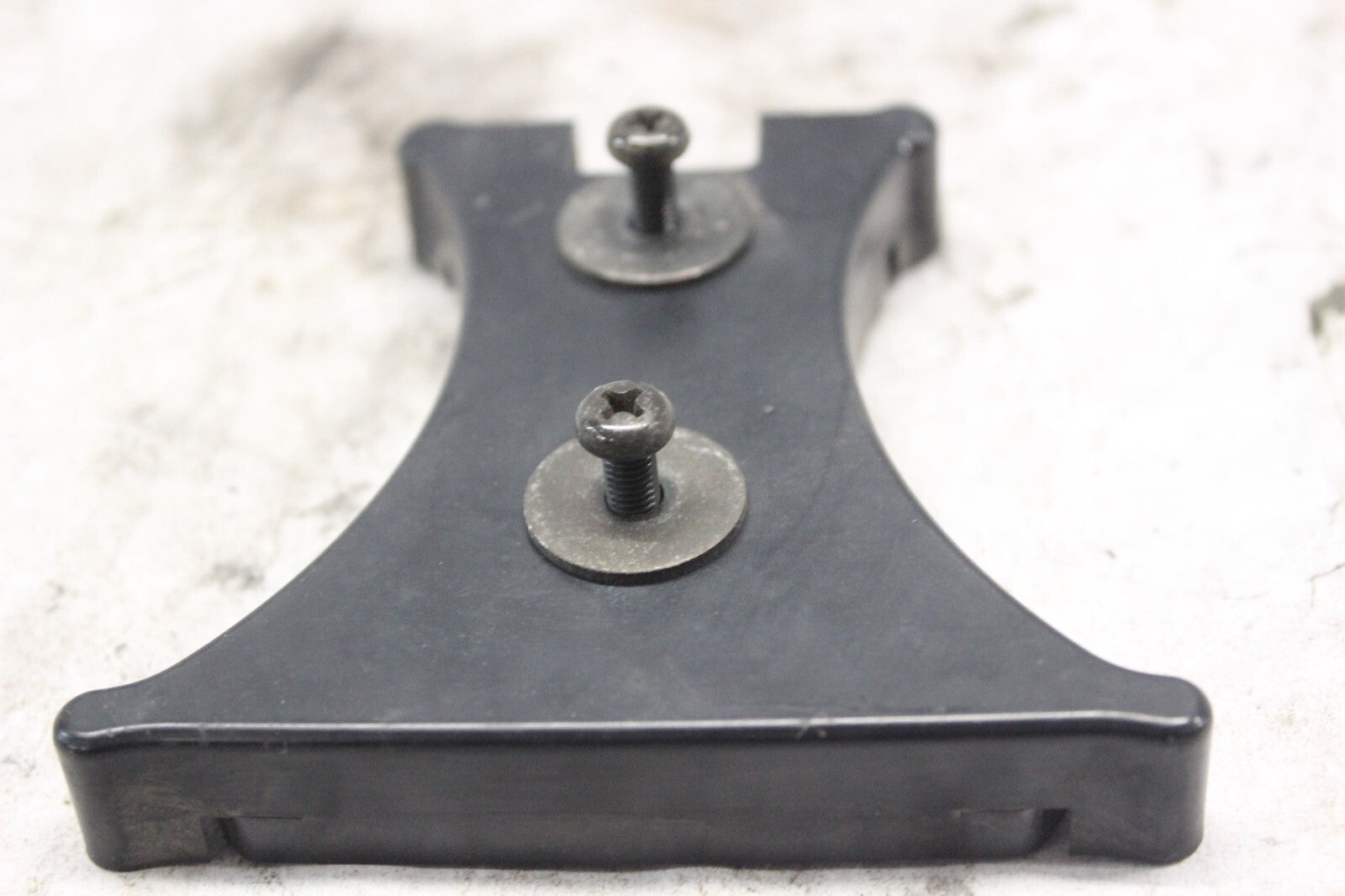 LOWER PILOT COVER 37617-MA1-008 1982 HONDA GL500I SILVERWING