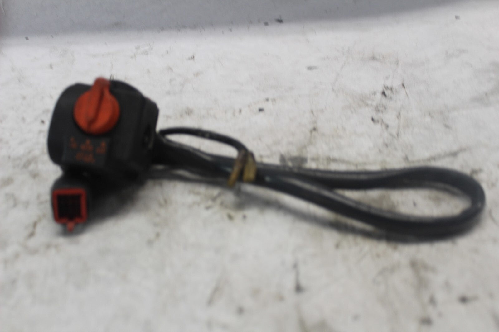 START/STOP SWITCH ASSY RIGHT 35130-MA1-670 1982 HONDA GL500I SILVERWING