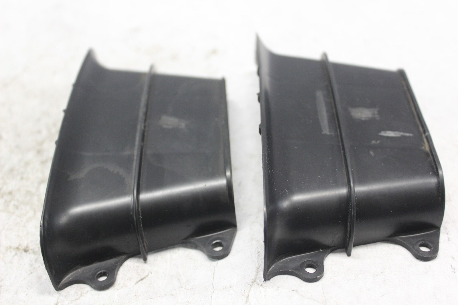 INNER AIR CLEANER DUCT 2PCS 17235-MW0-000 1998 HONDA CBR900RR