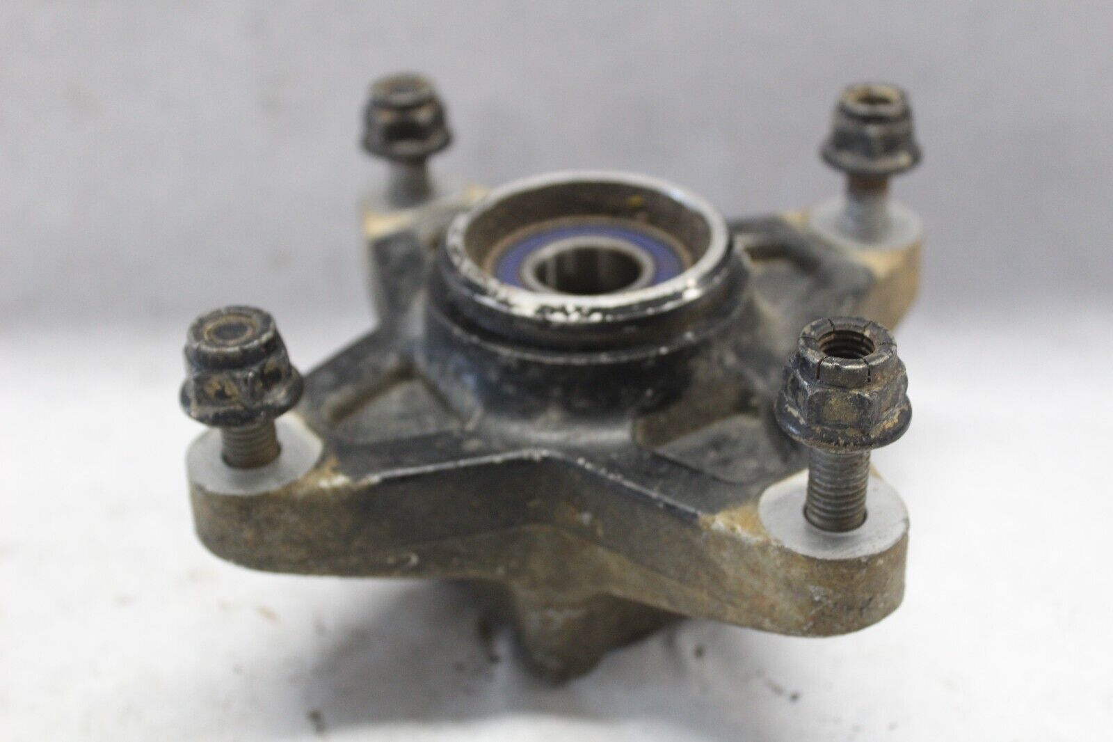 FRONT WHEEL HUB W/STUDS 705400217 2004 BOMBARDIER DS 650