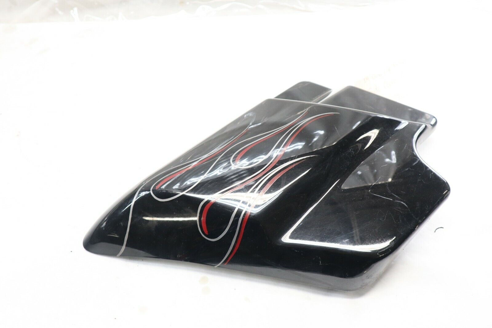OEM Harley Davidson Side Cover LEFT 2009 Ultra Blk/Sil 66250-09