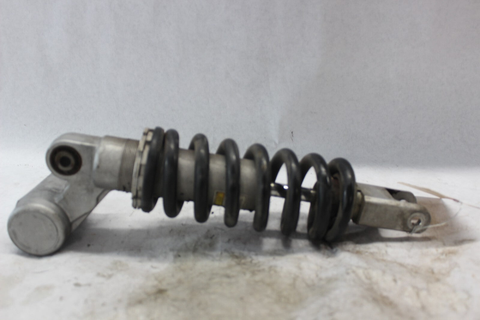 REAR SHOCK ABSORBER 62100-24F20 2002 SUZUKI HAYABUSA GSX1300R