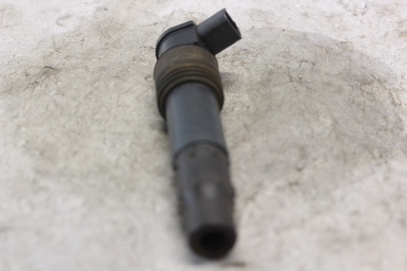 IGNITION COIL 33410-24F10 (24F11) 2002 SUZUKI HAYABUSA GSX1300R