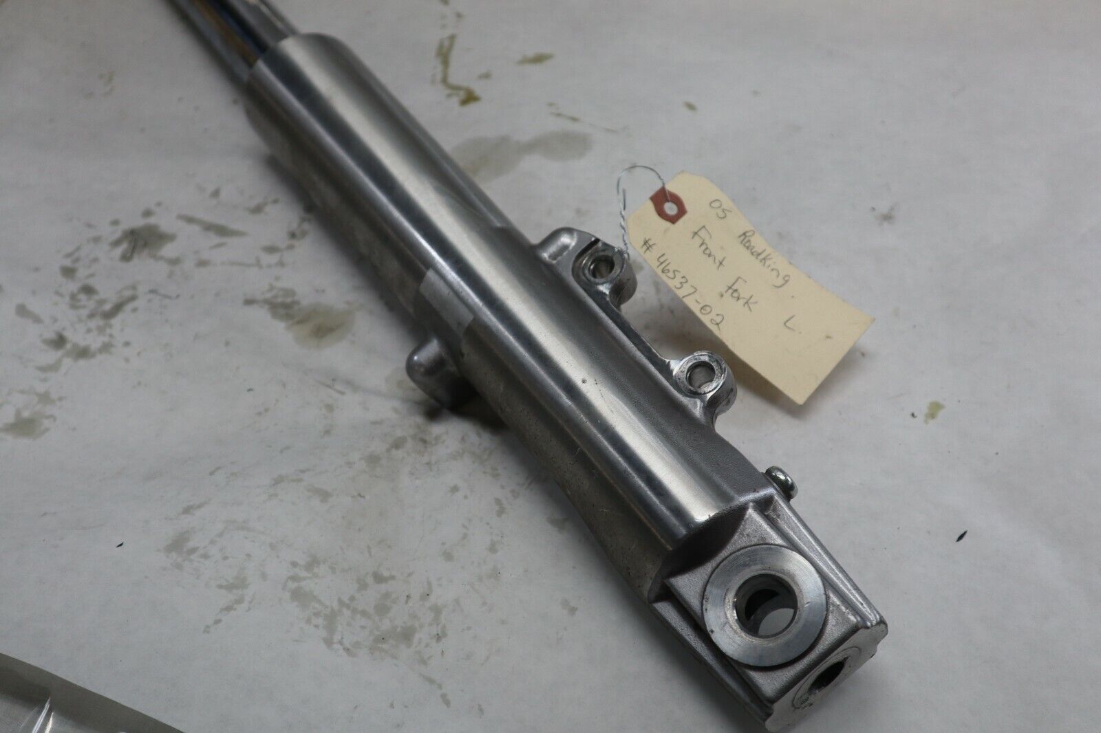 OEM Harley Davidson LEFT Fork Suspension 2005 Road King Blk/Red 46537-02