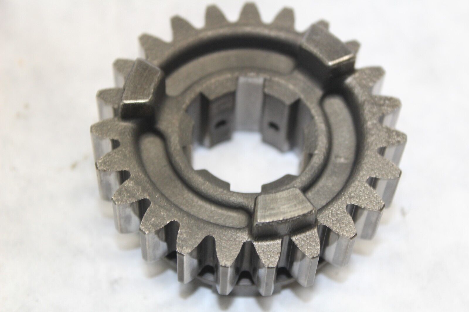 4TH DRIVEN GEAR 23T 24341-06B01 2001 SUZUKI BANDIT GSF1200S