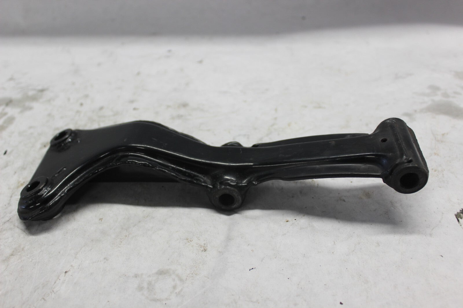 LEFT FRONT ENGINE HANGER BRACKET 50320-MA1-000 1982 HONDA GL500I