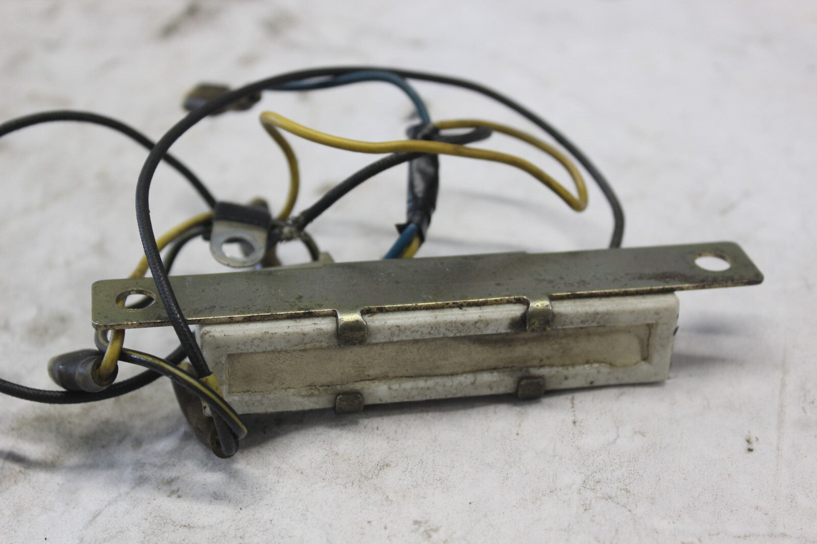 RESISTOR ASSY 34930-MB9-003 1982 HONDA GOLDWING GL1100A