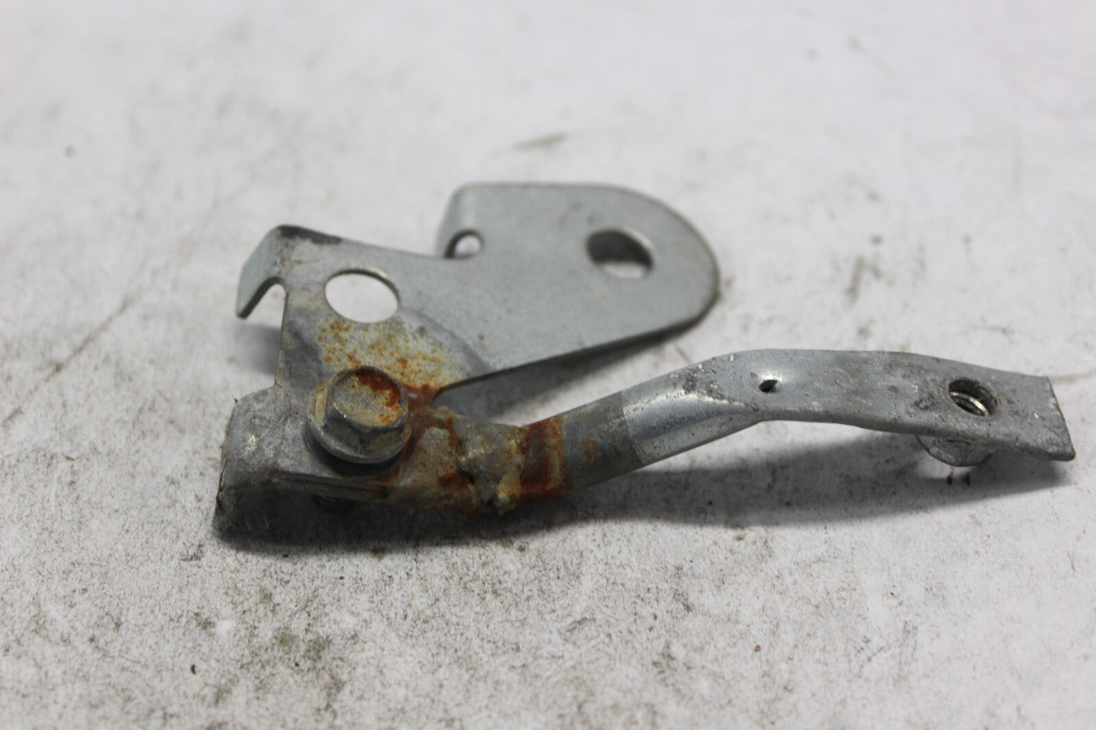 RIGHT SIDE COVER STAY RE-WELDED 50201-MAE-000 1998 HONDA CBR900RR