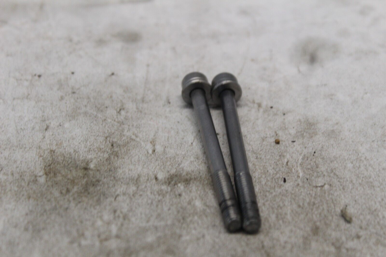 CRANKCASE BOLT W/WASHER 2PCS 90119-08084-00 2007 YAMAHA R6 YZFR6