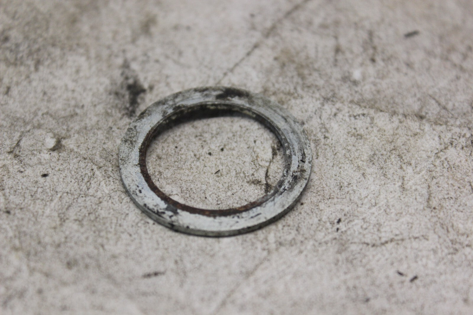 STEERING STEM TOP WASHER 51356-27C00 2002 SUZUKI HAYABUSA GSX1300R