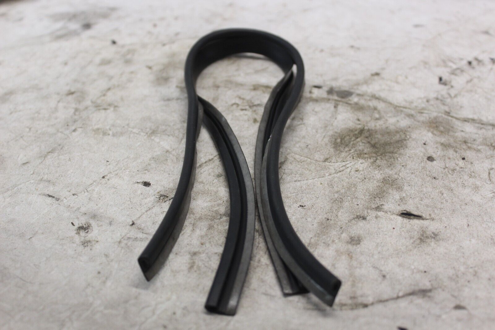TANK CONSOLE RUBBER GASKET 2PCS 70900947 2022 H-D PAN AMERICA RA1250