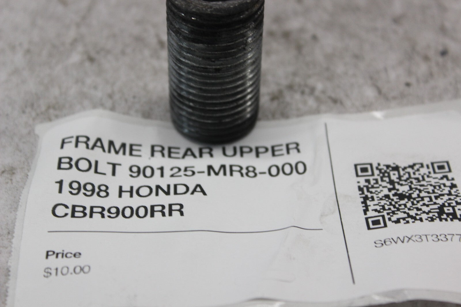 FRAME REAR UPPER BOLT 90125-MR8-000 1998 HONDA CBR900RR
