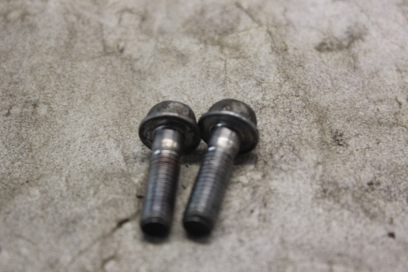 UPPER HANDLE HOLDER TOP BOLT 4PCS 07130-10607 2002 SUZUKI HAYABUSA GSX1300R