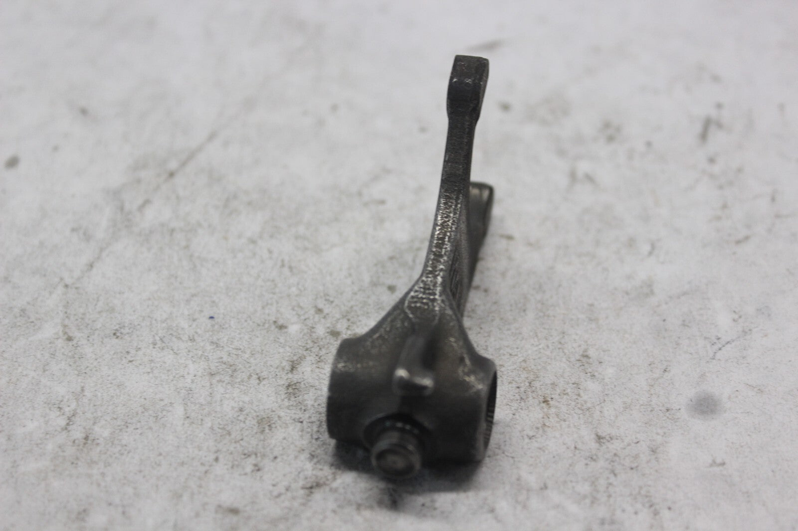 CENTER GEARSHIFT FORK 24212-MAL-600 1998 HONDA CBR900RR