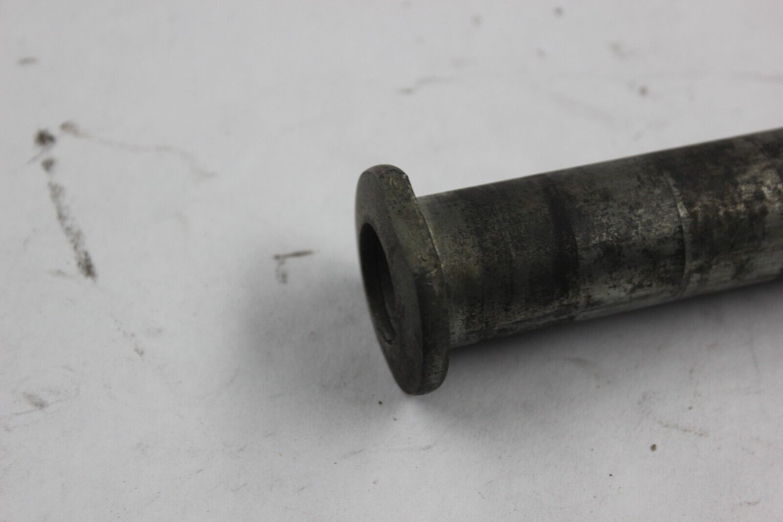 REAR WHEEL AXLE 41068-1420 2001 KAWASAKI ZX-9R
