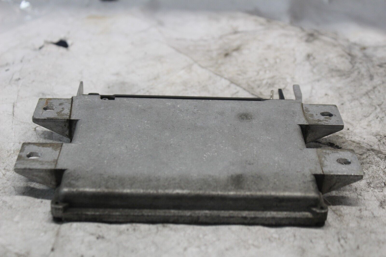 ELECTRONIC CONTROL MODULE SEE PHOTOS 32423-95 1997 H-D ELECTRAGLIDE FLHTC-I