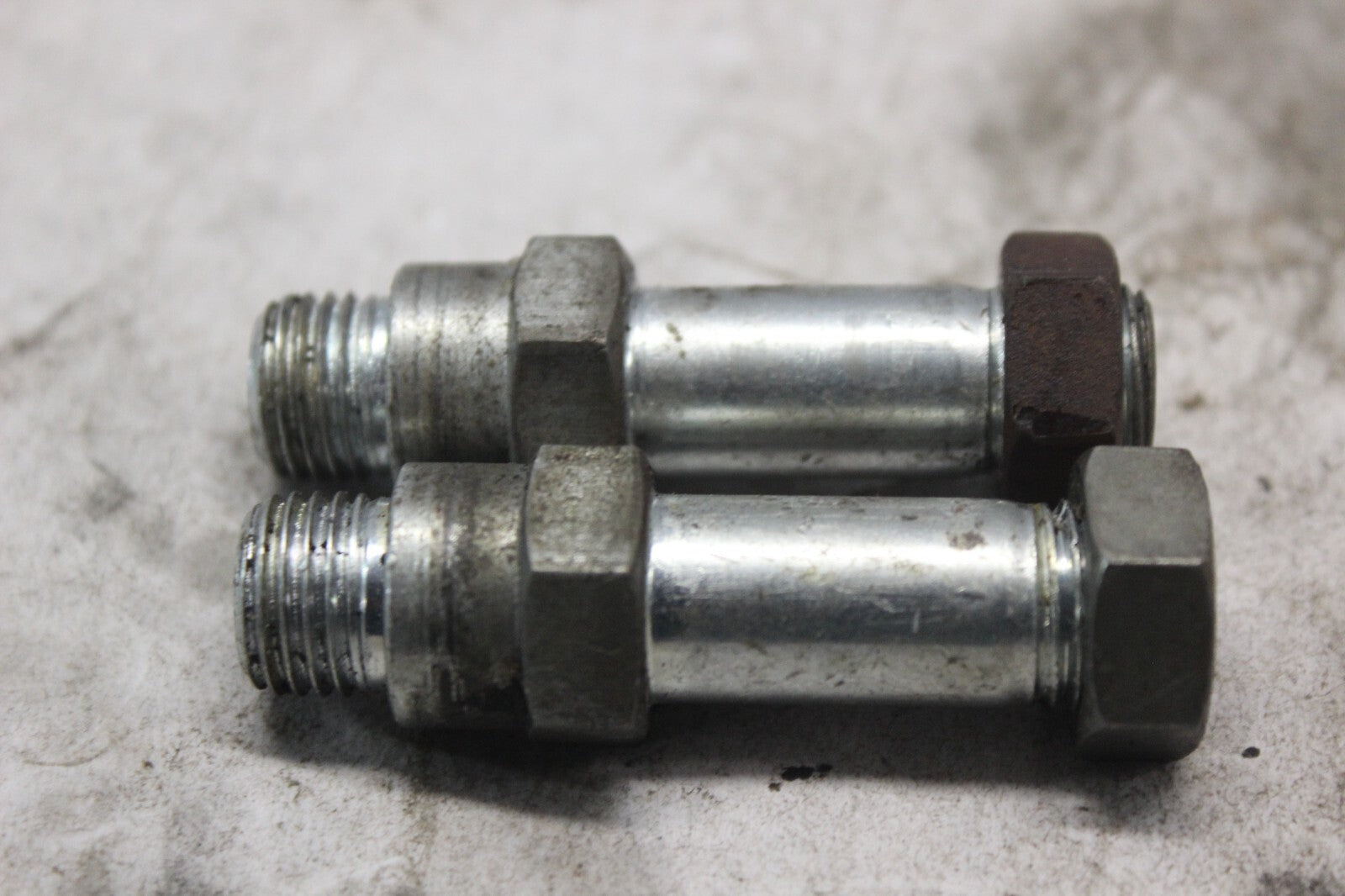 REAR FENDER BOLT (2) 80105-MA1-000 1982 HONDA GL500I SILVERWING