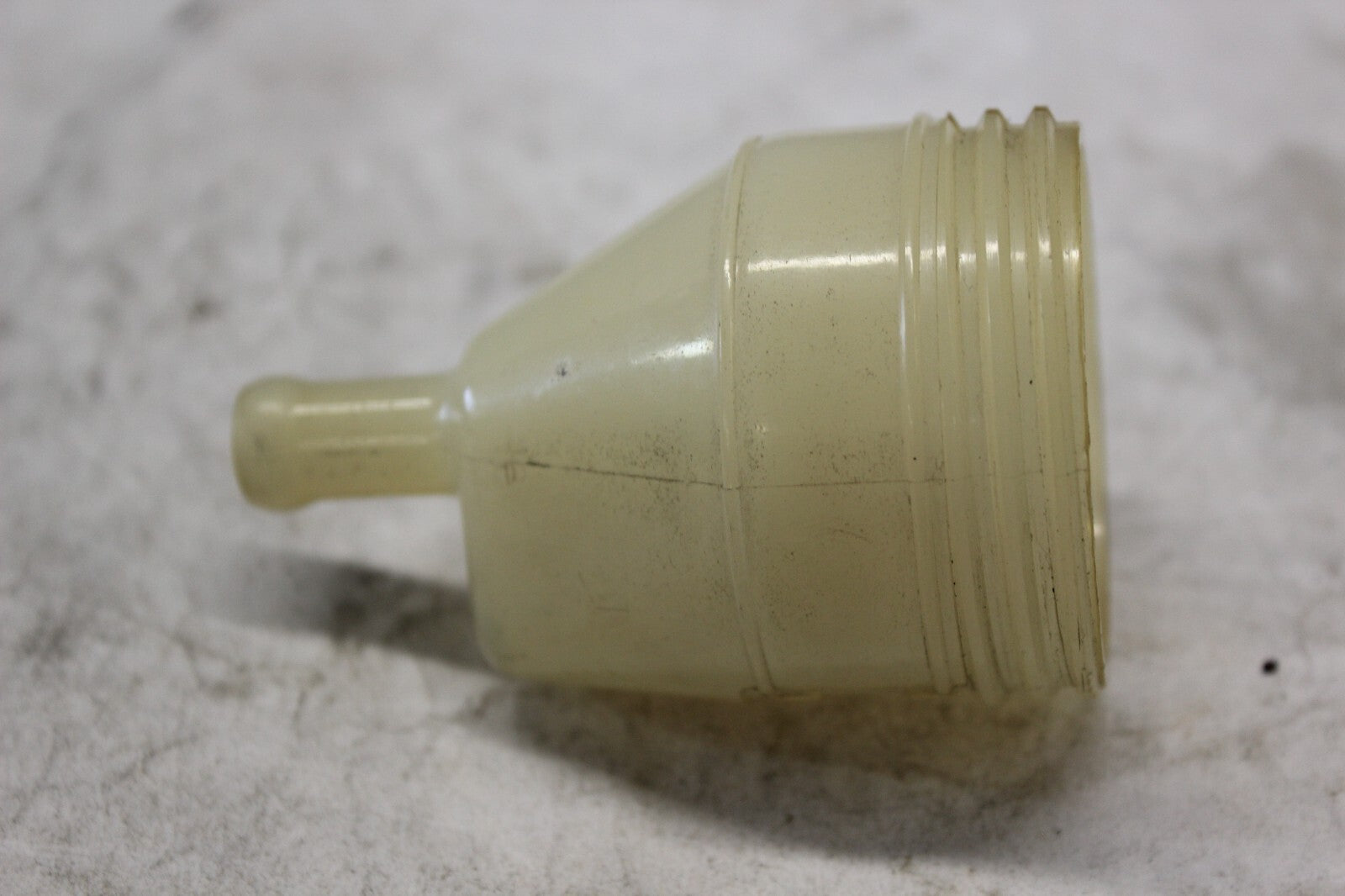 REAR BRAKE FLUID CUP 43511-MB9-006 1982 HONDA GOLDWING GL1100A