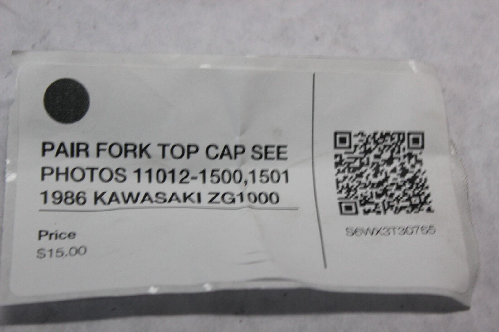 PAIR FORK TOP CAP SEE PHOTOS 11012-1500, 1501 1986 KAWASAKI ZG1000