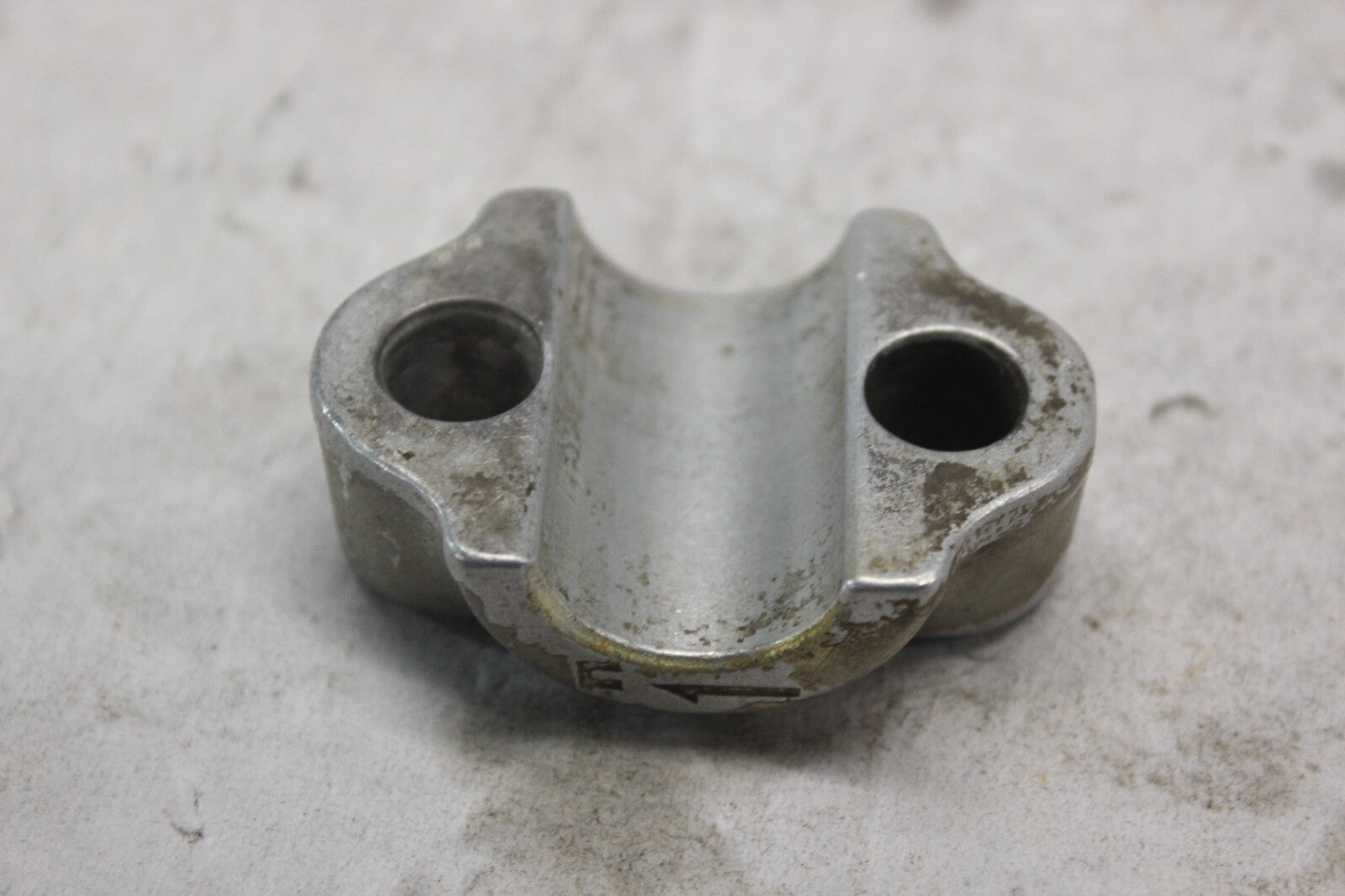 FRONT FORK AXLE HOLDER 51634-463-003 1982 HONDA GOLDWING GL1100A