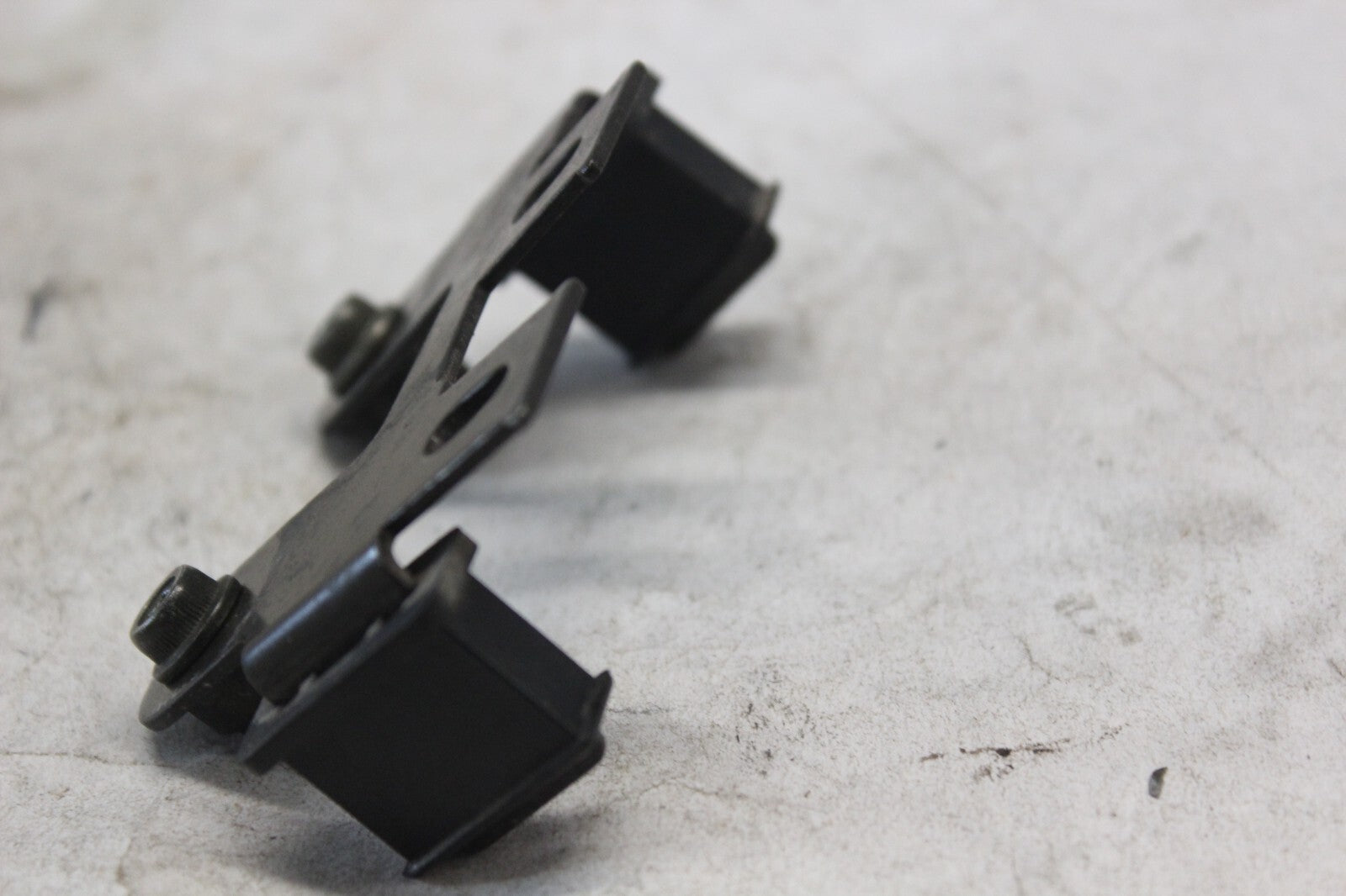 FUSE BOX BRACKET 36744-24F00 2002 SUZUKI HAYABUSA GSX1300R