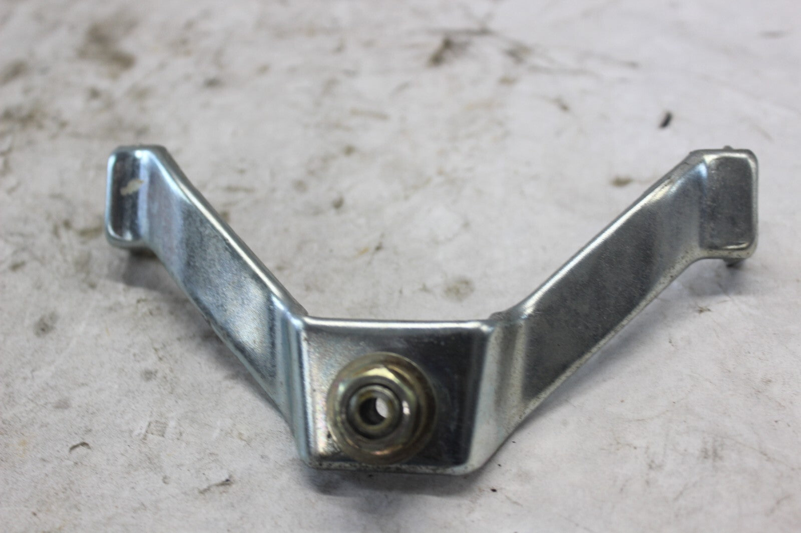 HEADLIGHT BRACKET 33156-463-771 1982 HONDA GOLDWING GL1100A