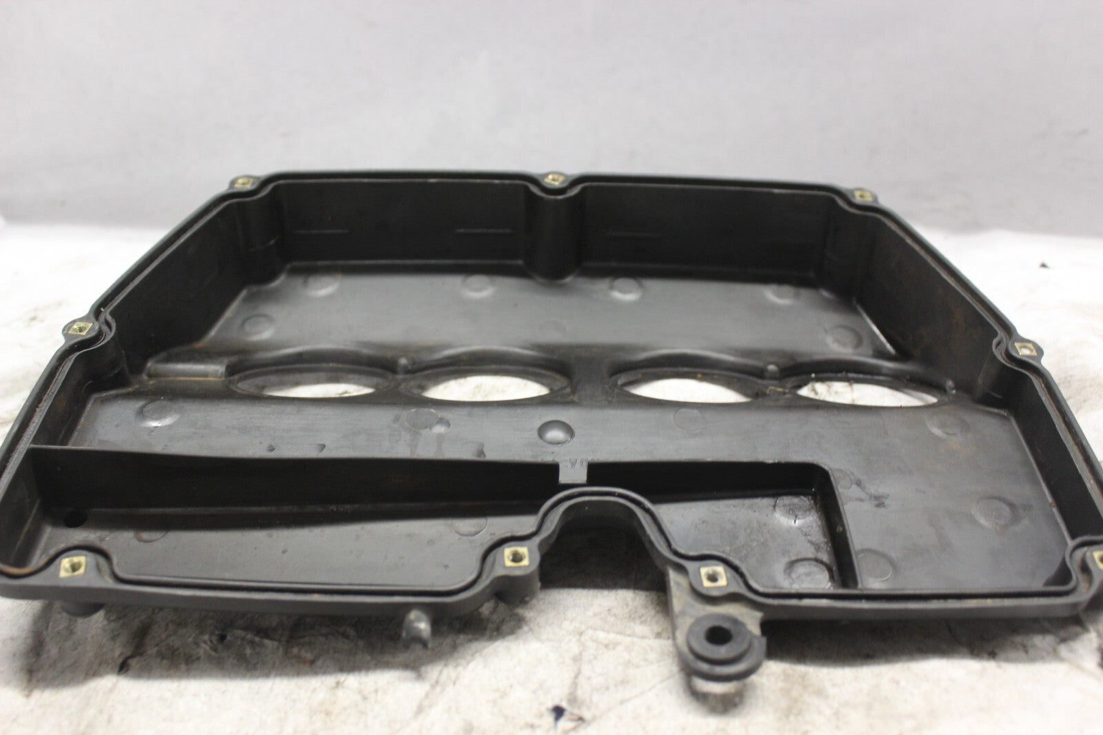 AIR CLEANER HOUSING ONLY EXCEPT CALIF 17221-MW0-000 1998 HONDA CBR900RR