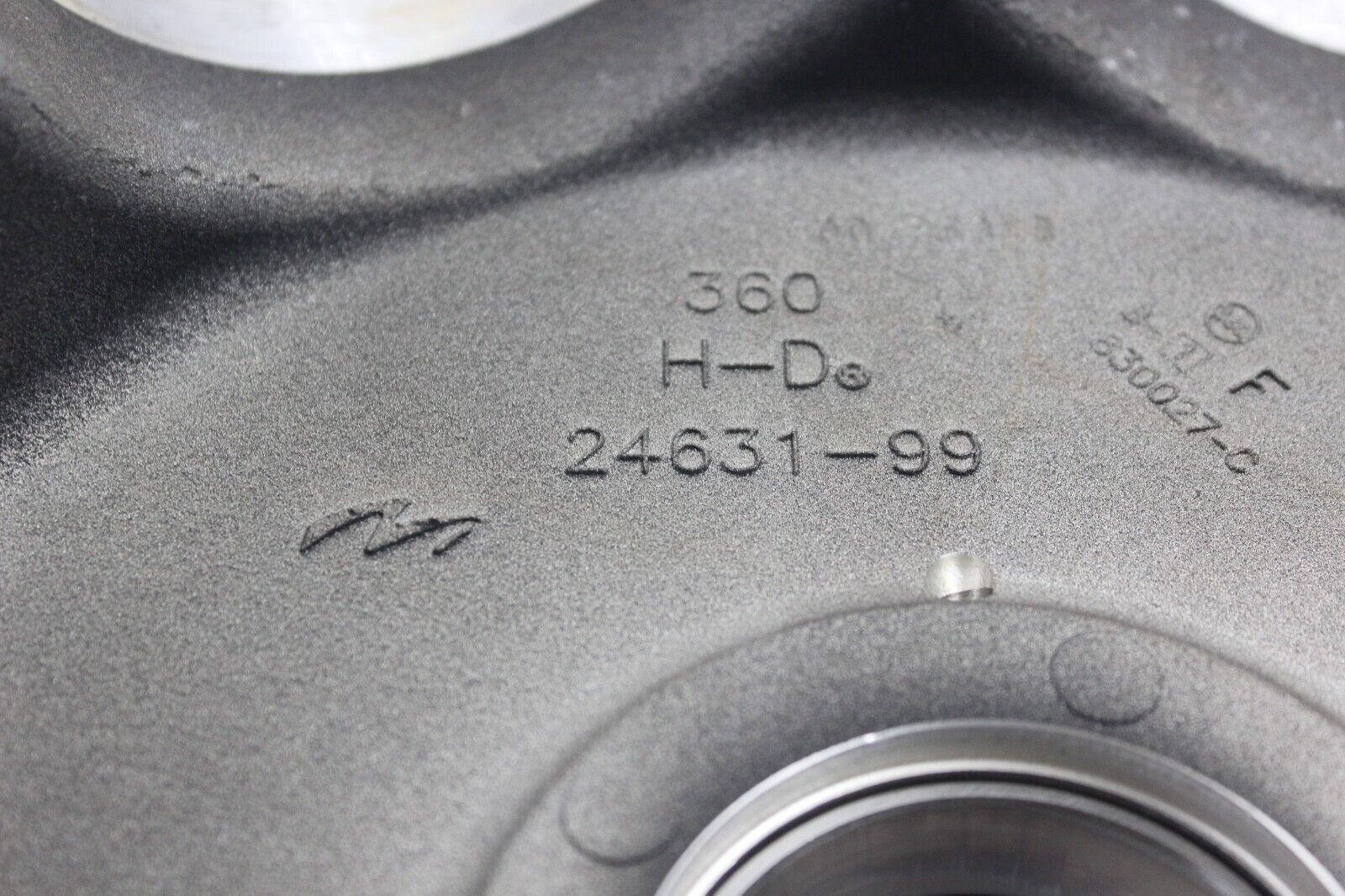 24597-99 Rear Engine Case 88" 2002 Harley Davidson ELECTRAGLIDE 24631-99