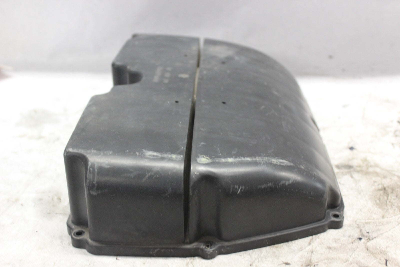 AIR CLEANER COVER 17231-MW0-000 1998 HONDA CBR900RR