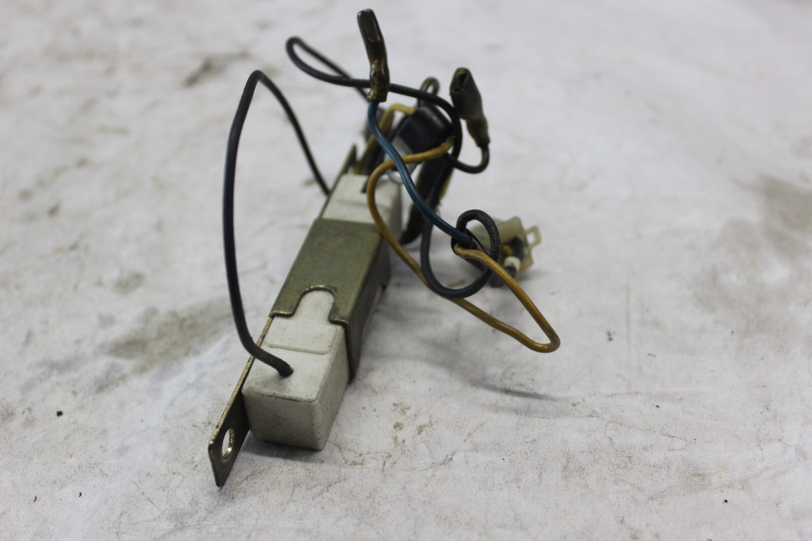 RESISTOR ASSY 34930-MB9-003 1982 HONDA GOLDWING GL1100A