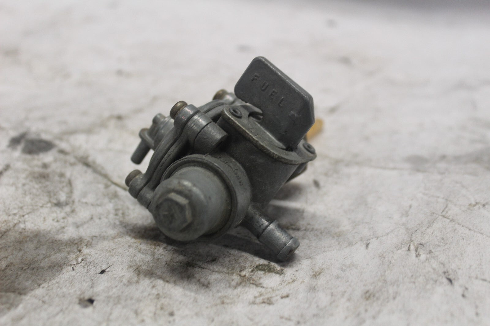 AUTO VALVE ASSY (PETCOCK) 16950-MC9-830 1982 HONDA GL500I SILVERWING