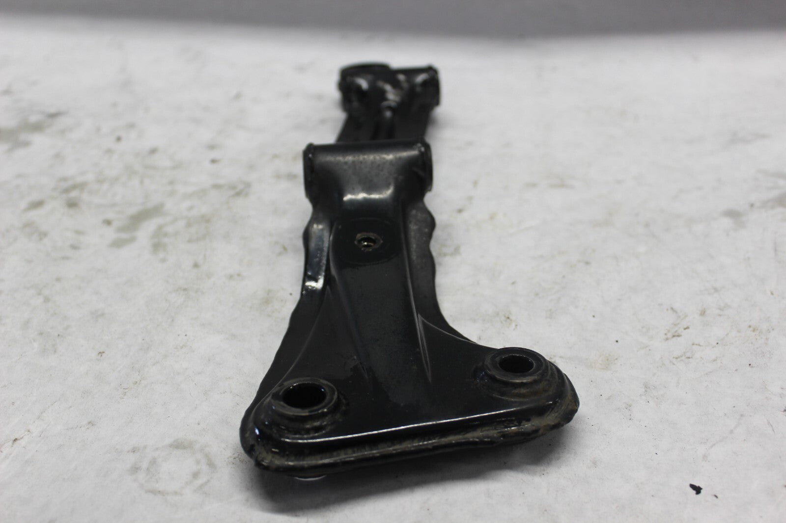 RIGHT FRONT ENGINE HANGER BRACKET 50310-MA1-000 1982 HONDA GL500I SILVERWING