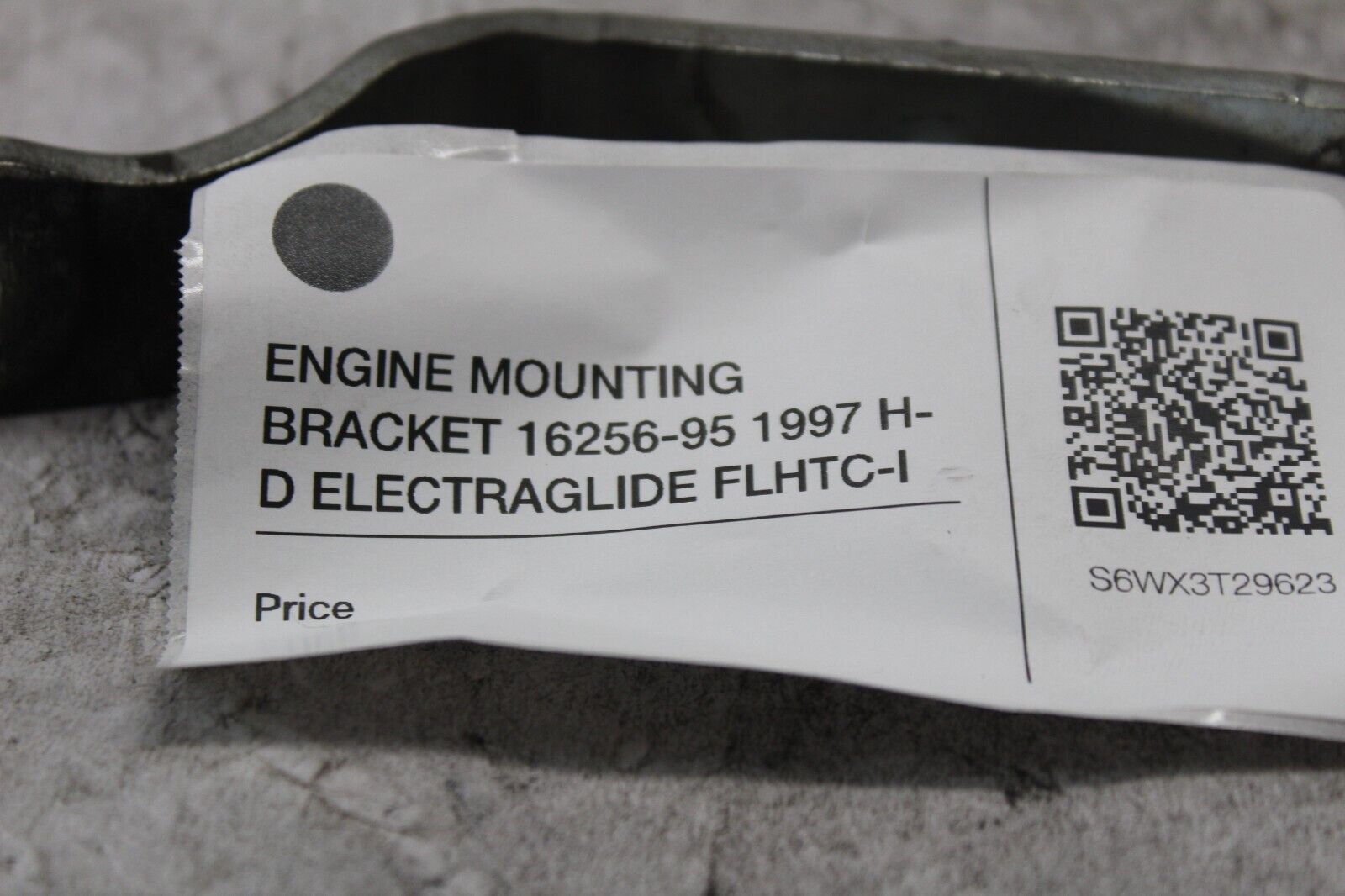ENGINE MOUNTING BRACKET 16256-95 1997 H-D ELECTRAGLIDE FLHTC-I