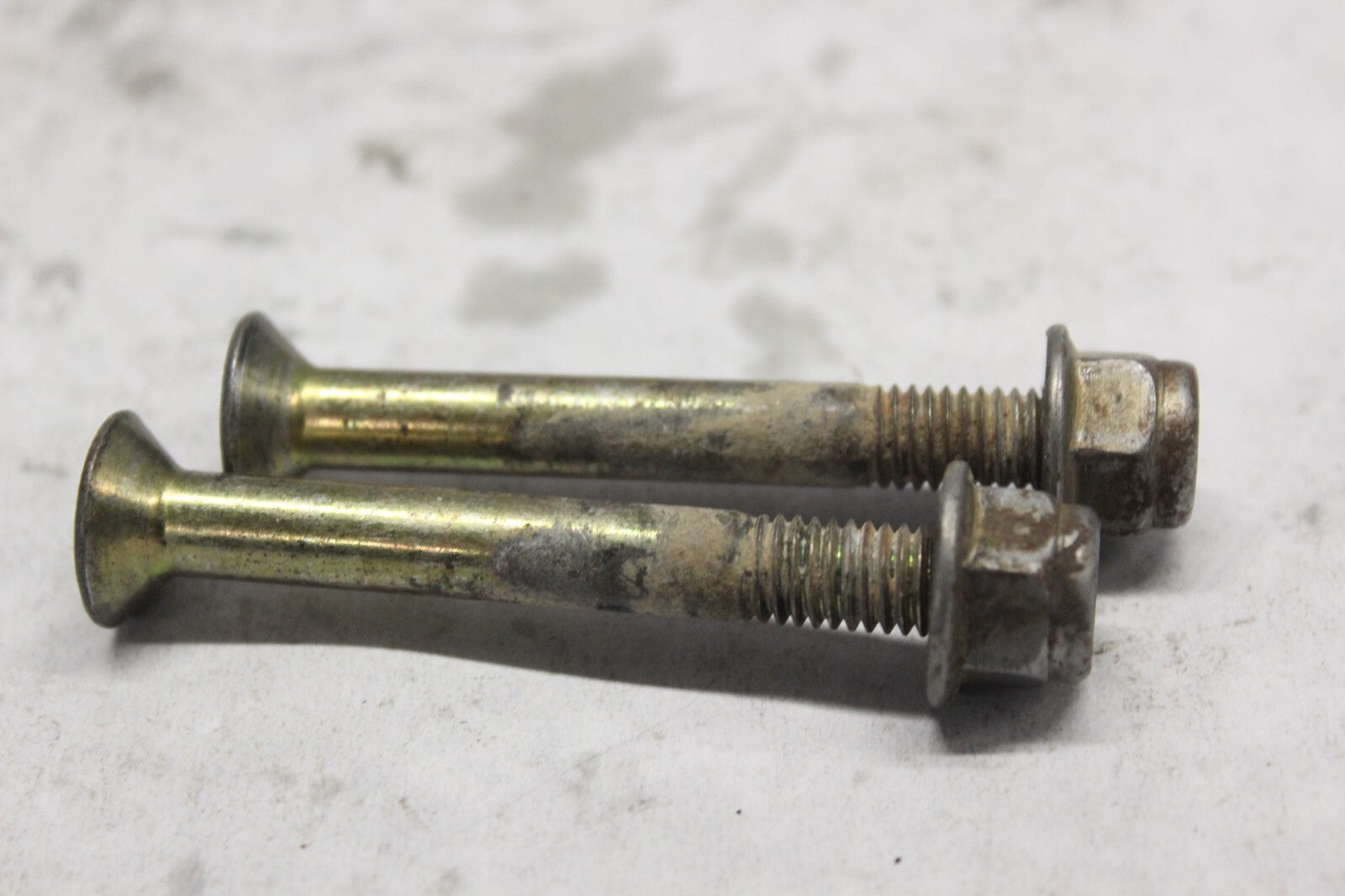 CHAIN PROTECTOR SOCKET BOLT 2PCS 205387044 2004 CAN AM BOMBARDIER DS650