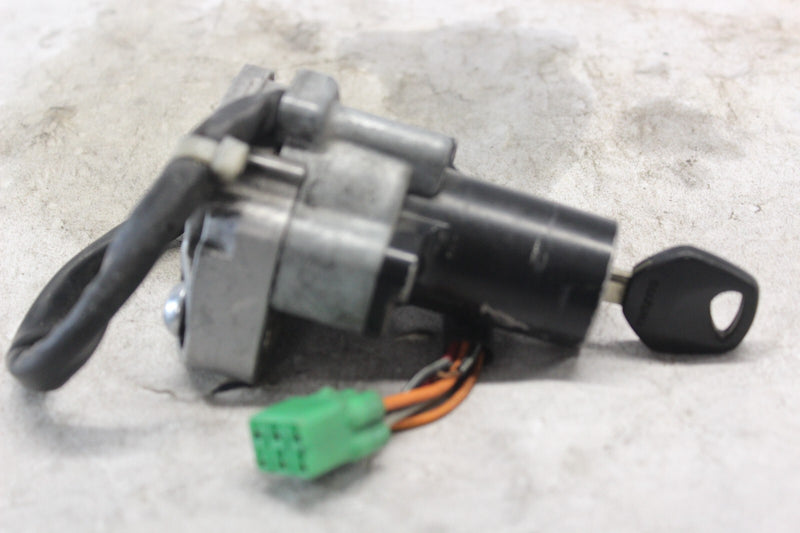 STEERING LOCK ASSY W/ KEY 37100-24F00 2002 SUZUKI HAYABUSA GSX1300R