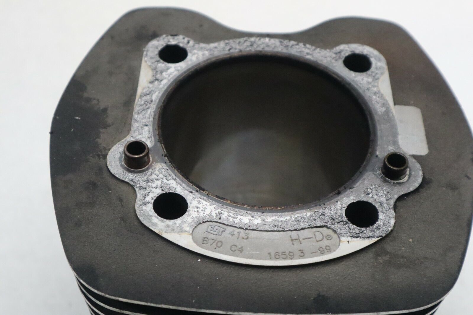 OEM Harley Davidson Cylinder Barrel Jug 88” 2005 Road King Blk/Red 16526-99