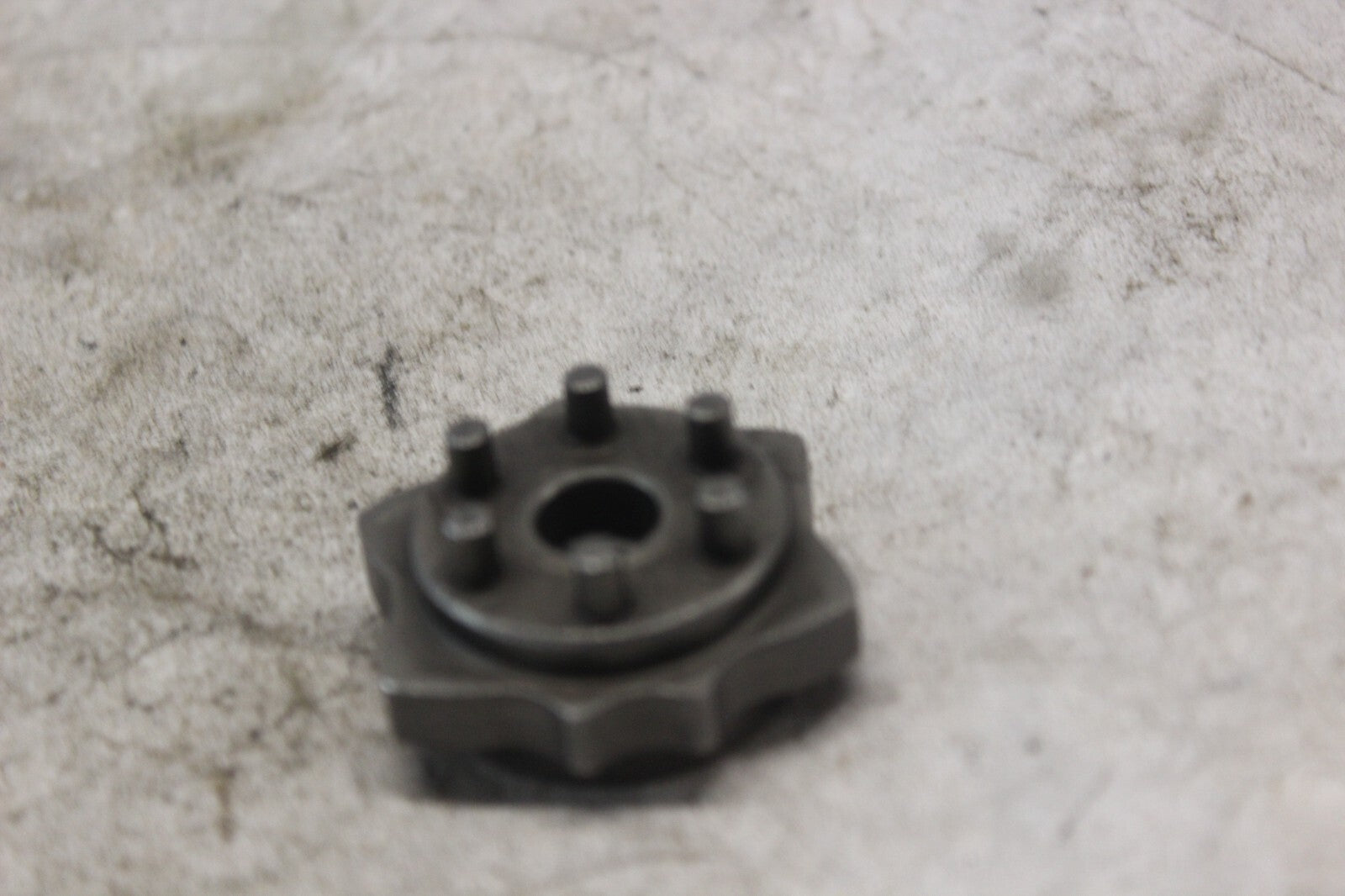 GEARSHIFT PLATE 25381-13E10 2002 SUZUKI HAYABUSA GSX1300R