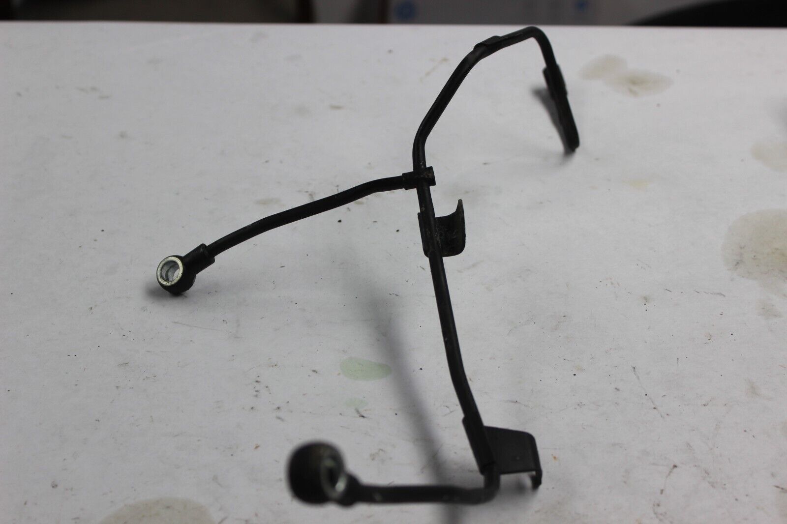 OIL PASSAGE PIPE B 12240-MB4-000 1986 HONDA V65 MAGNA VF1100C