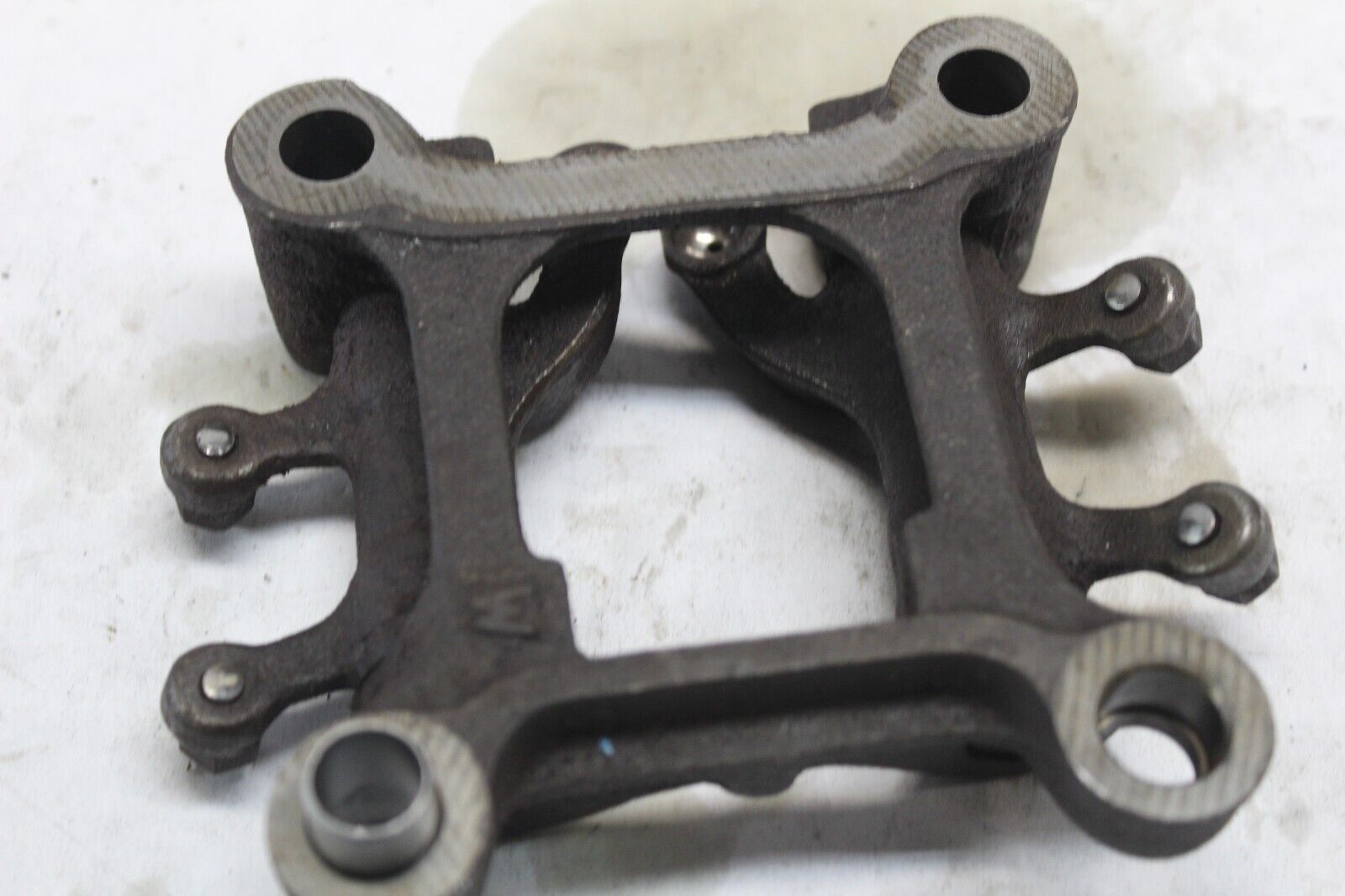ROCKER ARM VALVE HOLDER (RUSTY) 12215-ME7-000 1982 GL500I SILVERWING