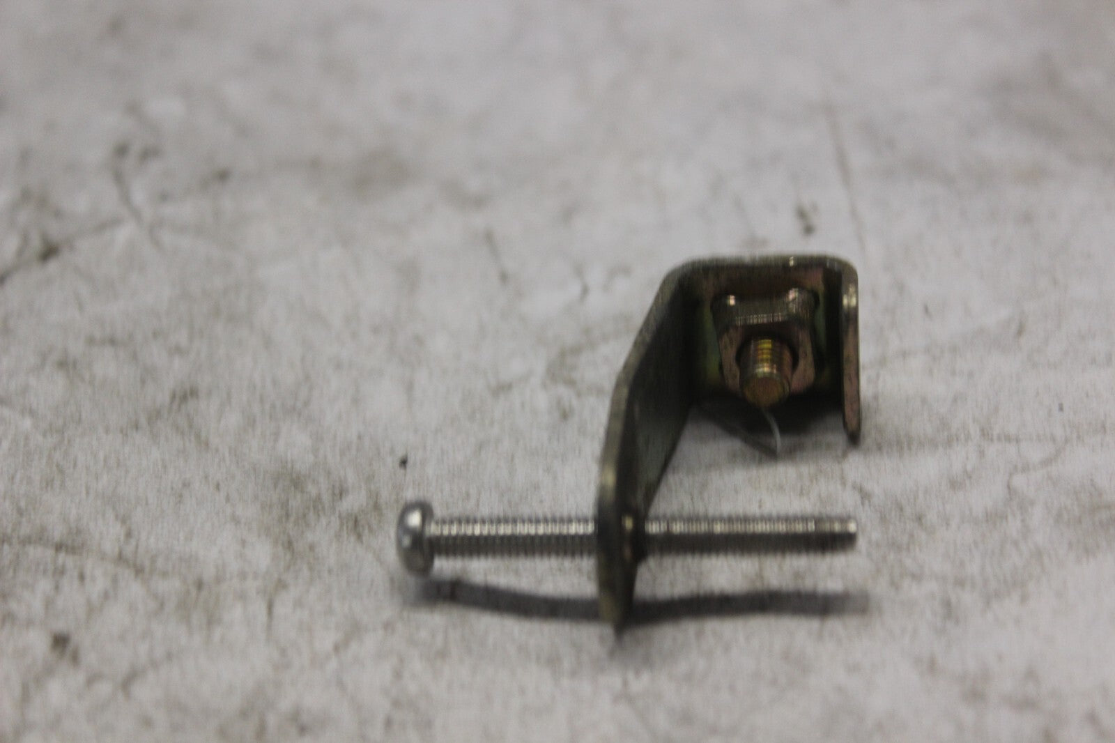 TURN SIGNAL BRACKET 81223-463-770 1982 HONDA GOLDWING GL1100A